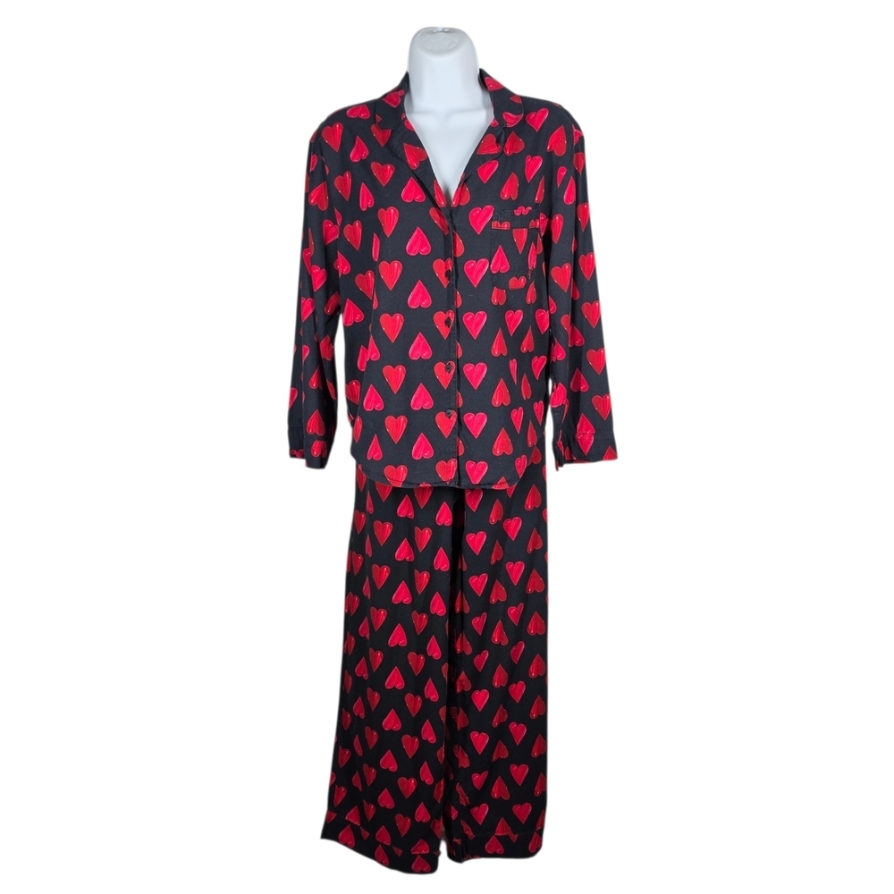 VICTORIA'S SECRET HEART PRINT PAJAMA SET